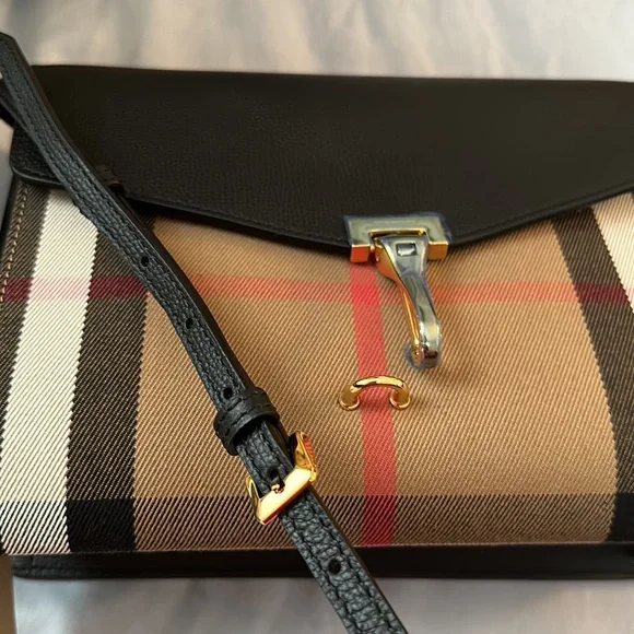 Burberry Macken House Check Derby Leather Crossbody bag - Picture 11 of 13